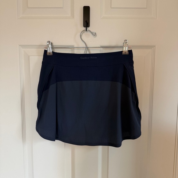 NWT Outdoor Voices The Exercise 3" Skort Navy, XS - Picture 3 of 8